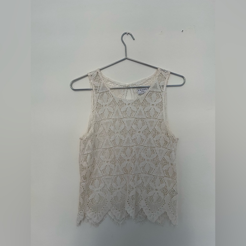 Frame lace tank top. Super chic. Size s